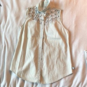 Kendall & Kylie button down tank top.